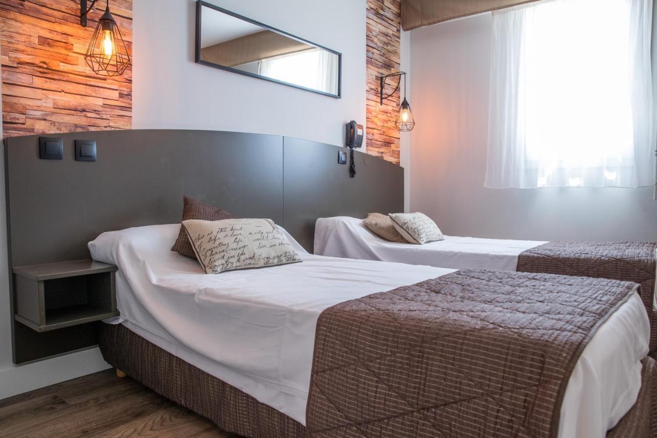 Logis Hotel - Auberge Du Pastel - Hotel 3 Etoiles Et Restaurant Nailloux Экстерьер фото