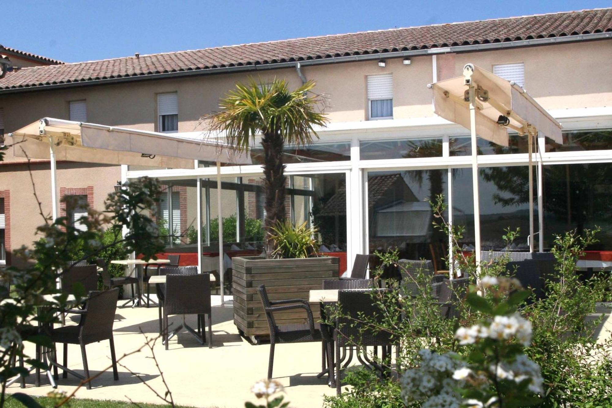 Logis Hotel - Auberge Du Pastel - Hotel 3 Etoiles Et Restaurant Nailloux Экстерьер фото