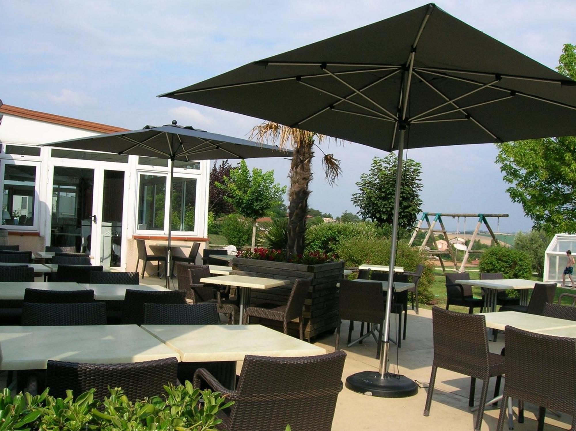 Logis Hotel - Auberge Du Pastel - Hotel 3 Etoiles Et Restaurant Nailloux Экстерьер фото